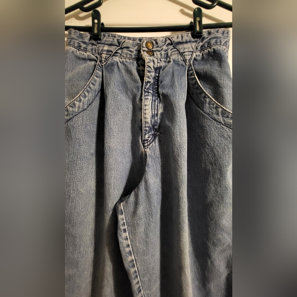 Vintage 80s Calvin Klein Pleated Union Made Jeans Size 28 (6/8) Cropped Highrise